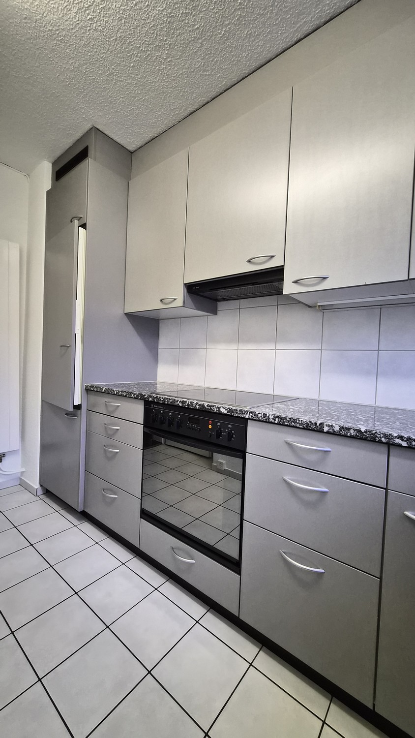 Ihr neues Zuhause an zentraler Lage  4-Zimmer-Wohnung mit Balkon - 2