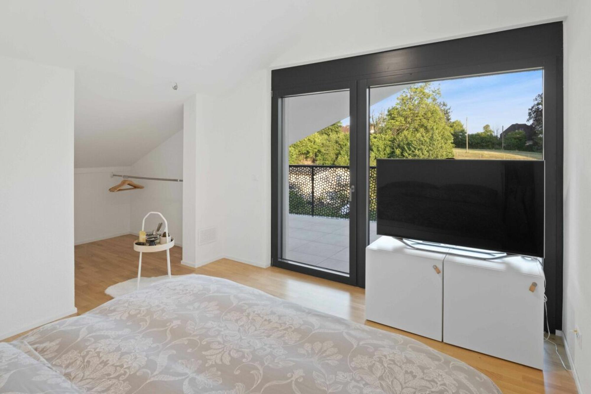 Comfort, class and charm: 5.5-room rooftop maisonette in Ottenbach - 6