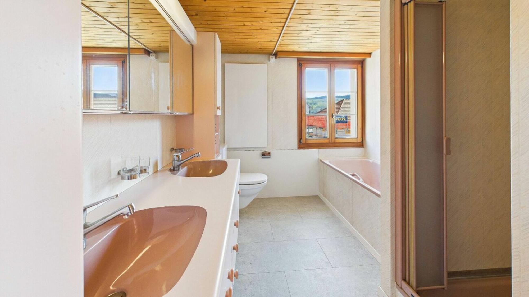 Charming apartment building in the heart of Beromünste - 11