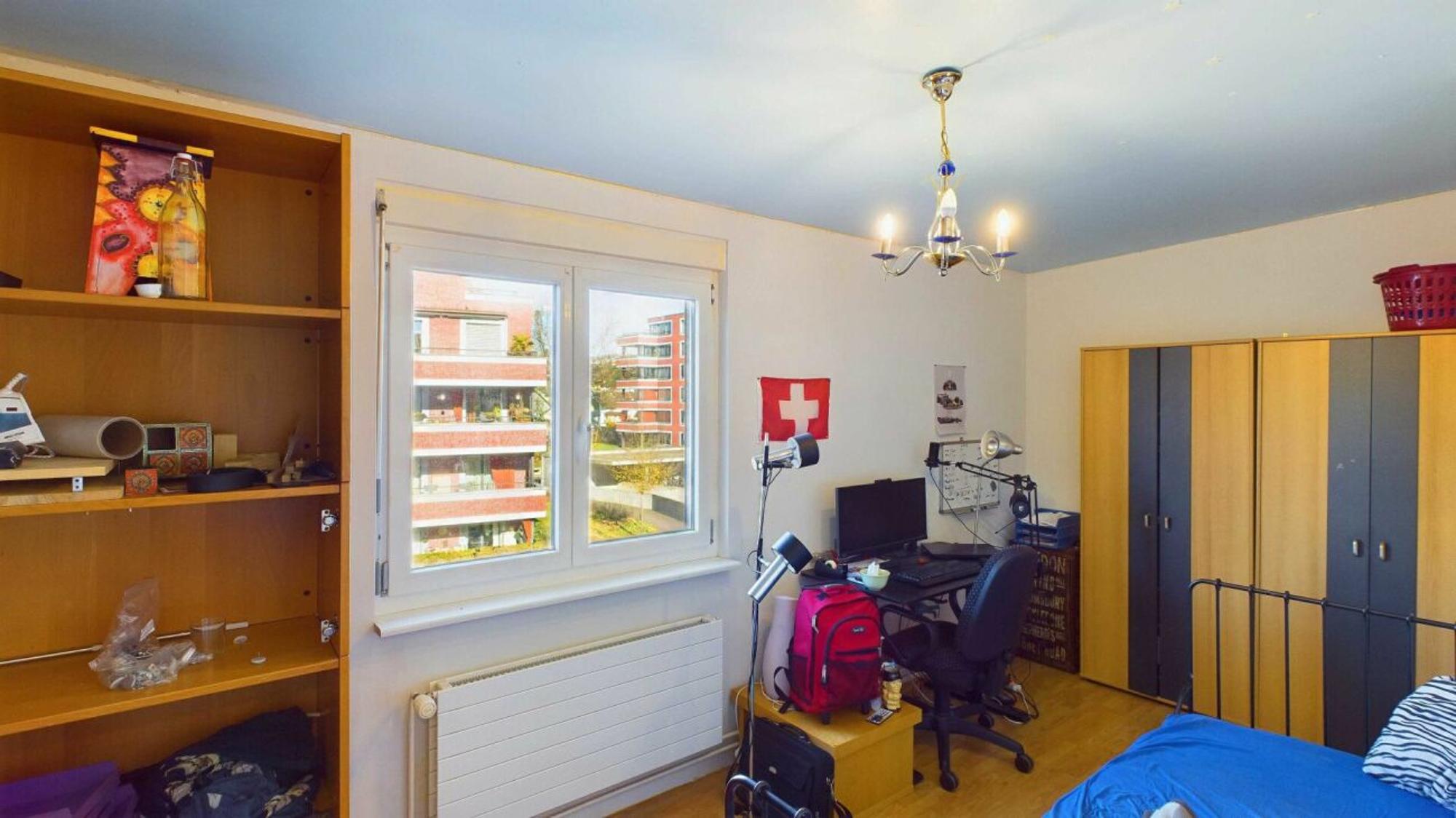 Charming Detached Home with Guest Apartment and Great Potential - 8