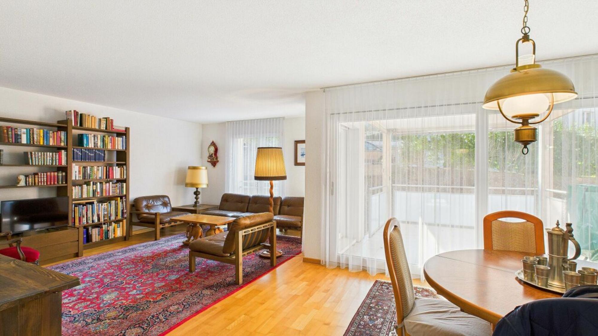 Stylish Living – 4.5-Room Apartment with Plenty of Space and Comfort - 2