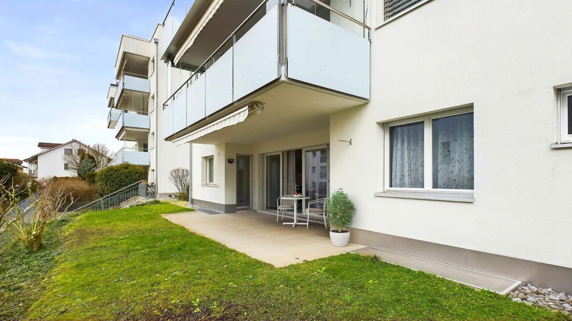 Bright Garden Apartment in Hinwil – Comfortable, Modern, and Centrally Located - 10