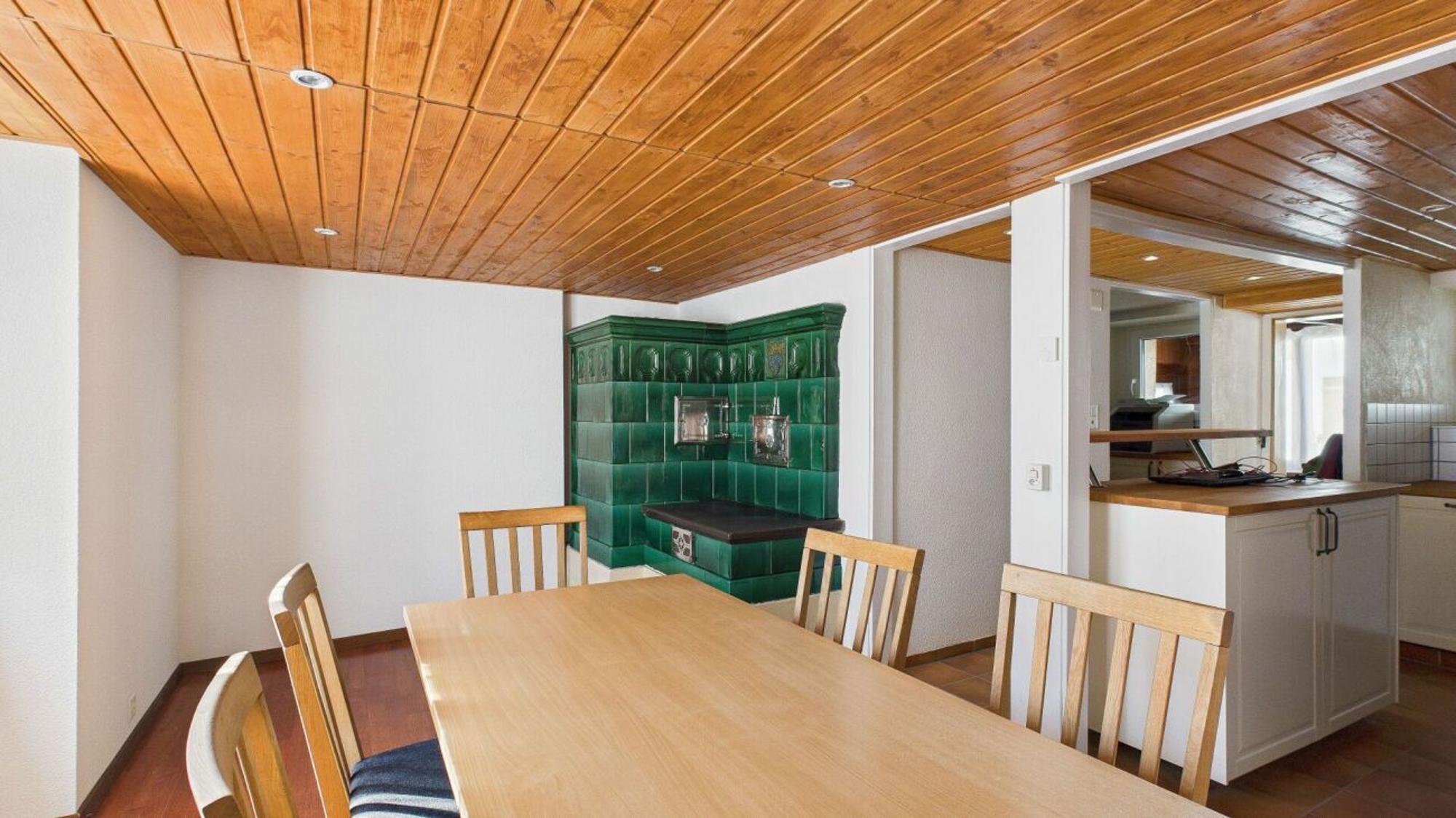 Your Dream Home to Shape – Detached House with Expansion Potential - 1