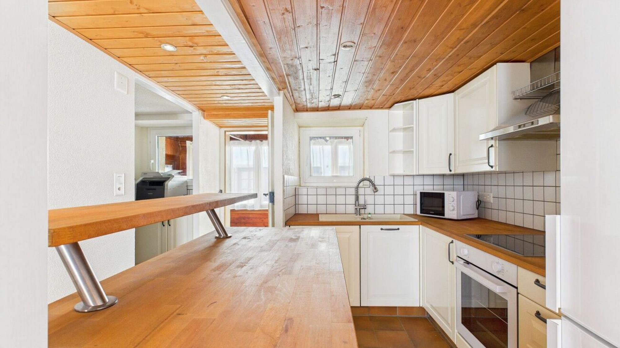 Your Dream Home to Shape – Detached House with Expansion Potential - 3