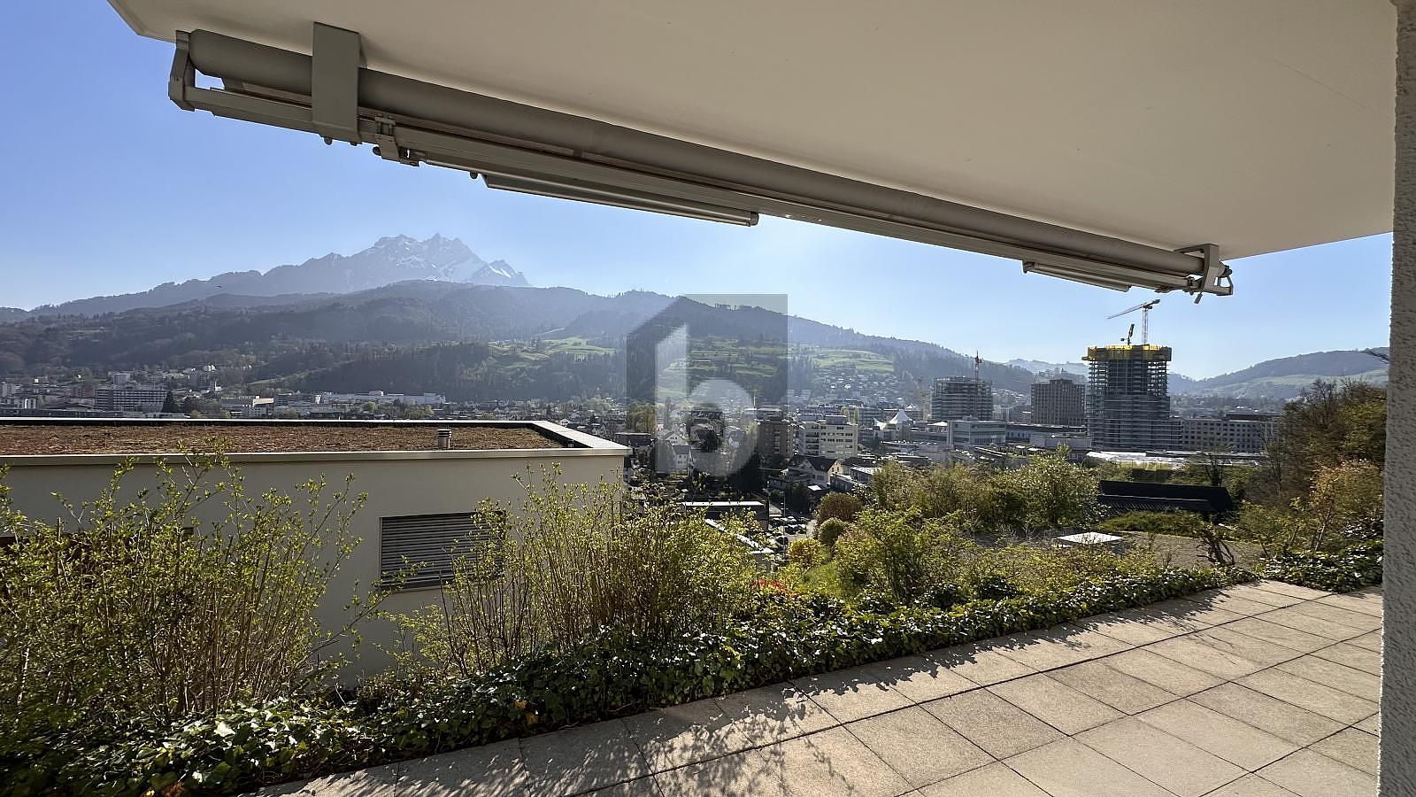 AN RUHIGER LAGE, MIT WEITBLICK - 0