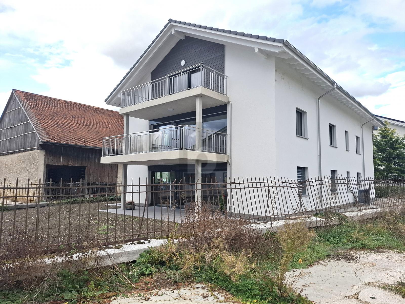 NEUF, SPACIEUX ET MODERNE - 0