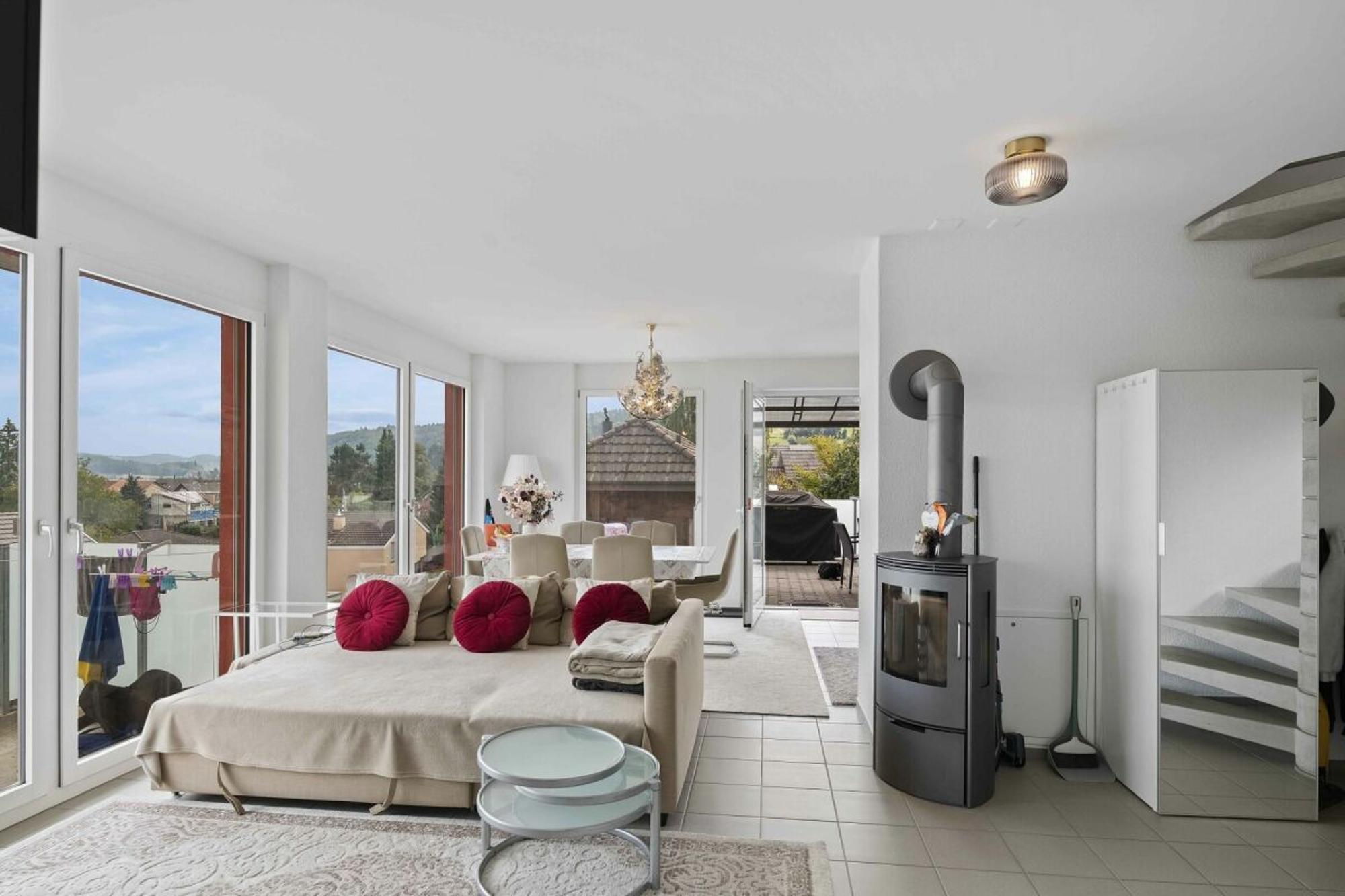 Charming maisonette garden apartment with breathtaking views - 2