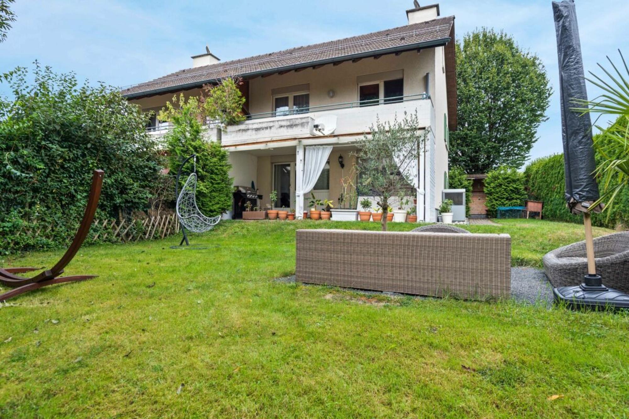 Charming semi-detached house with garden and garage in a quiet location in Matzingen - 2
