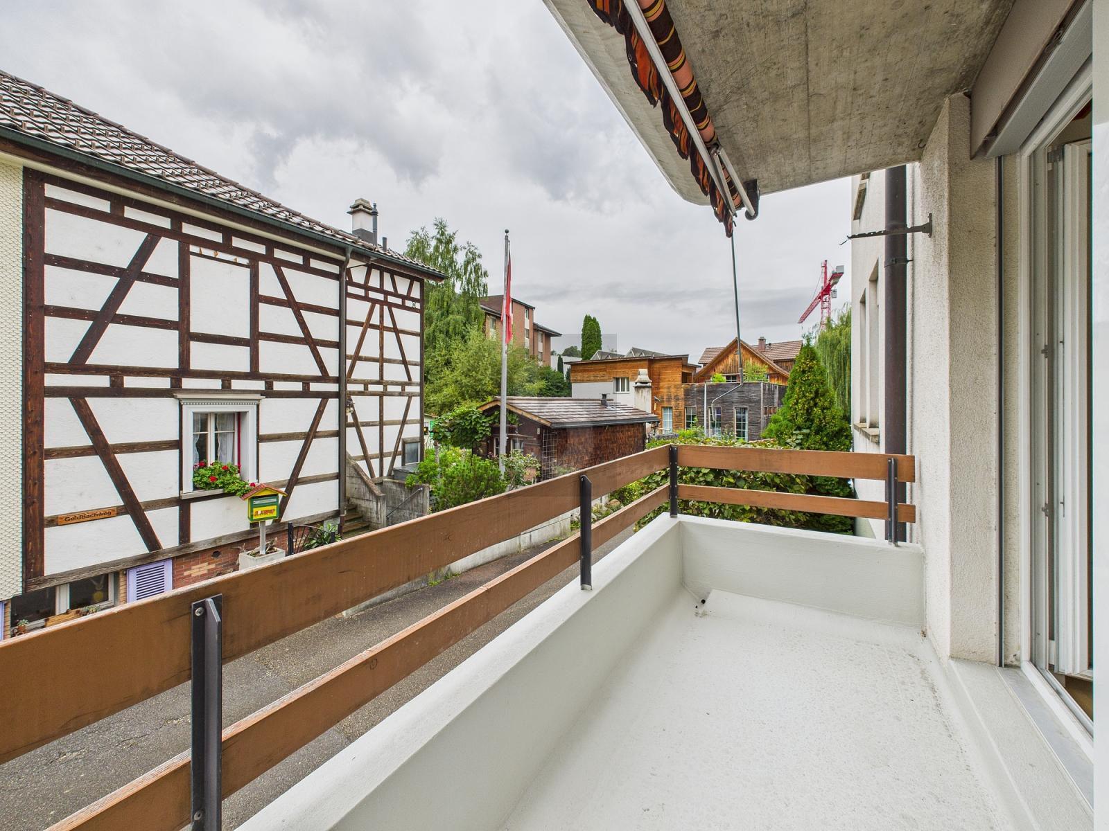 FRISCH RENOVIERT MIT GROSSER TERRASSE - 3