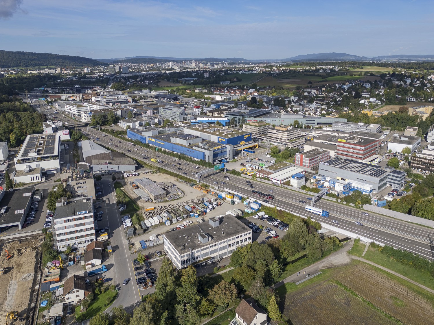 Bezugsbereite Fläche mit attraktivem Mietzins per sofort - 8