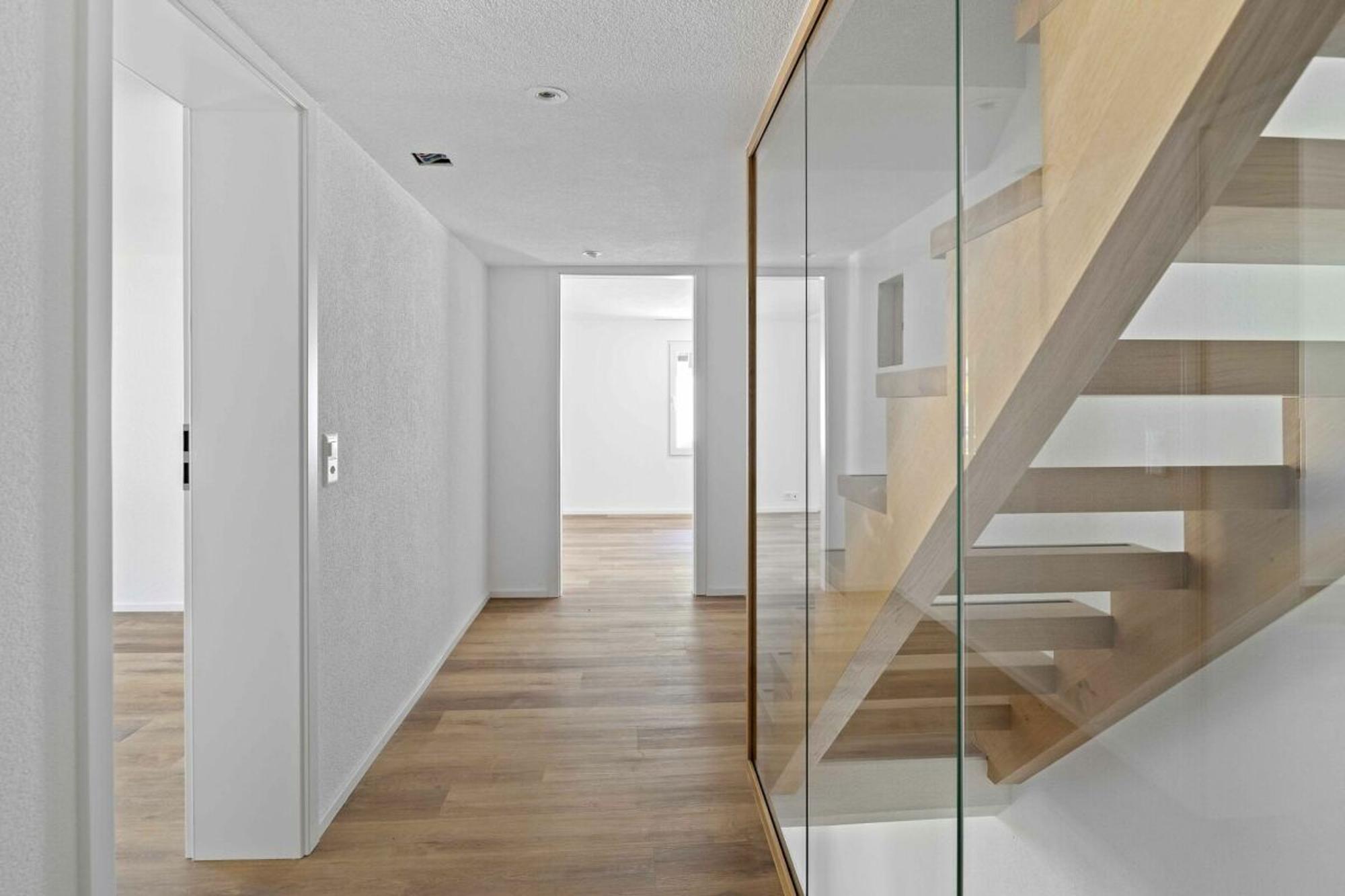 High-quality renovated semi-detached house in Wohlen - 4