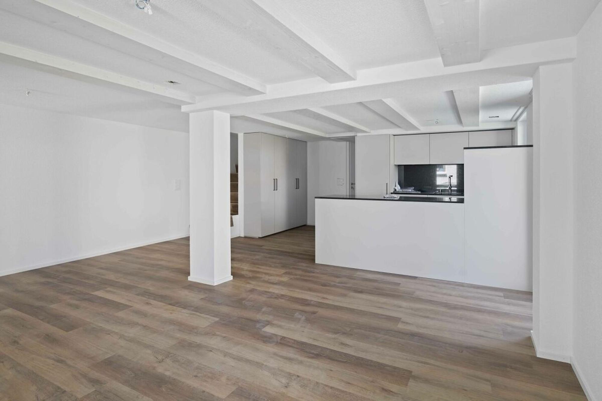 High-quality renovated semi-detached house in Wohlen - 1