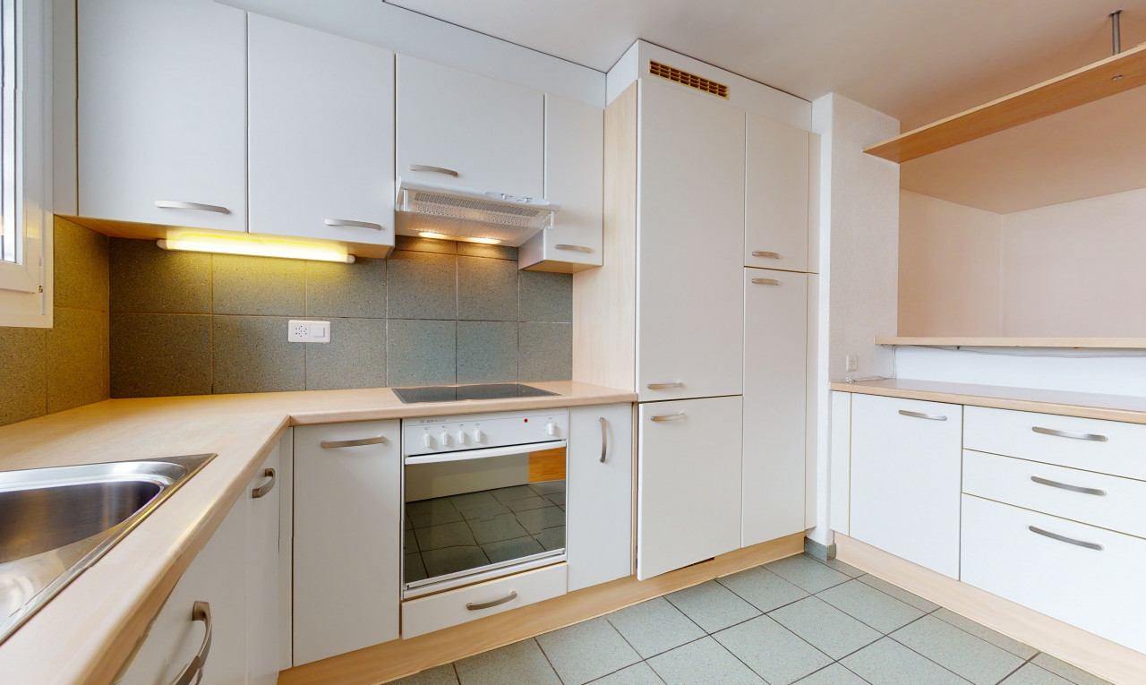 EXKLUSIV - Grundstück mit 3 Gebäuden (Anlageimmobilie) - 23 Wohnungen - 8