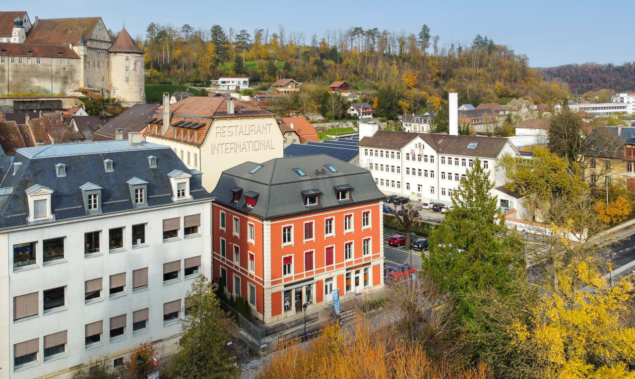 Renovated mixed-use building in the centre of Porrentruy - 0