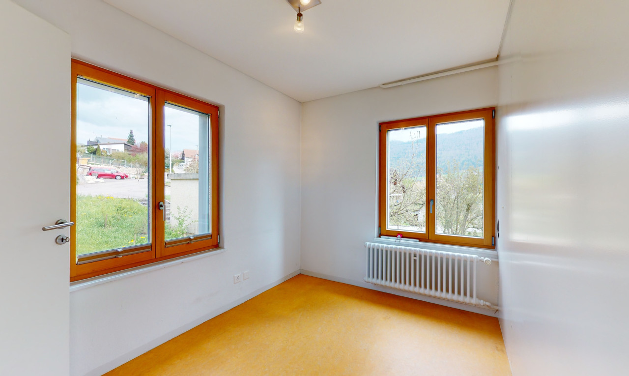 Wohnen im Naturpark Thal! Tolles 2-Familienhaus mit viel Umschwung - 6