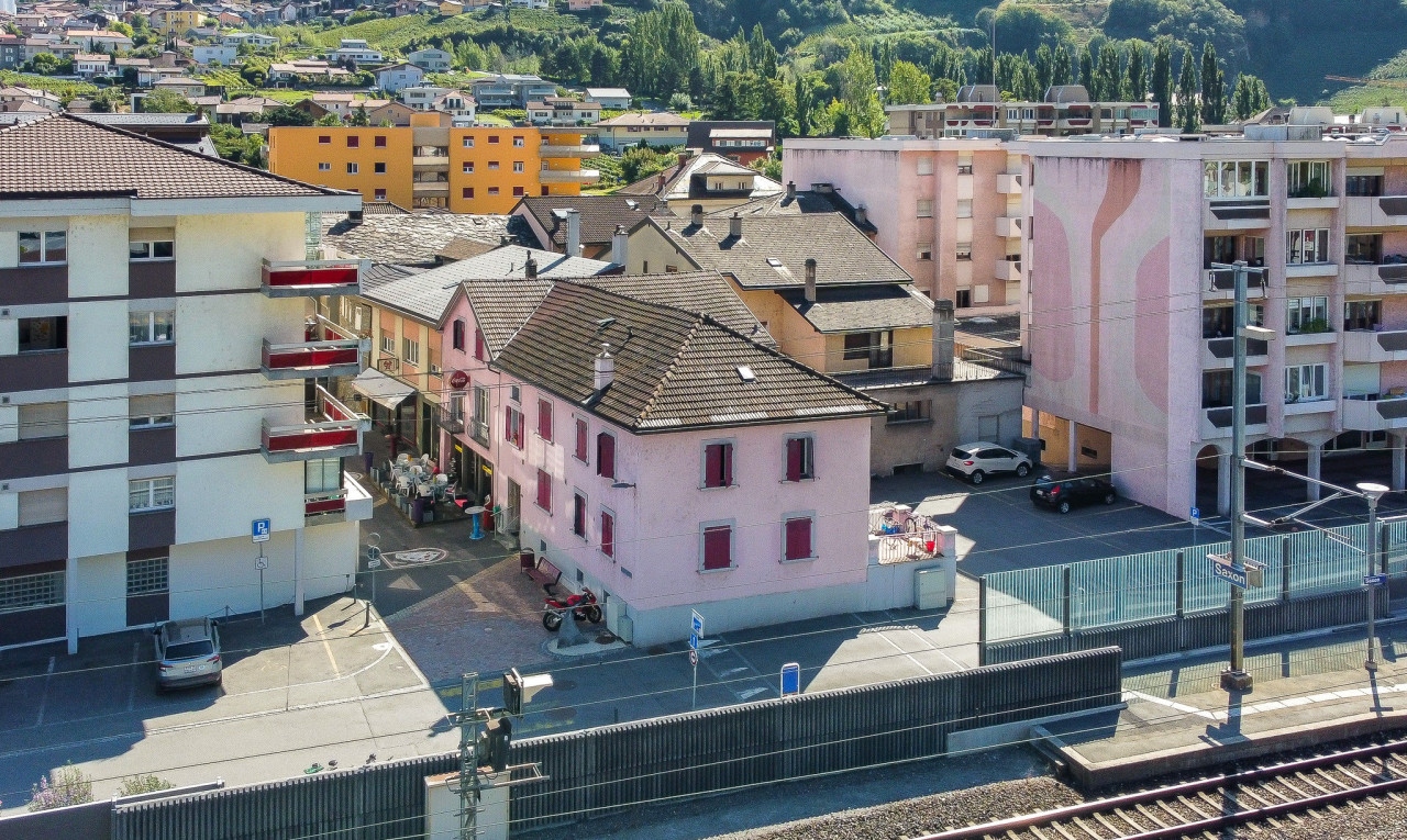Liegenschaft mit hohem Potenzial – Zentrum von Saxon, gegenüber dem Ba - 1
