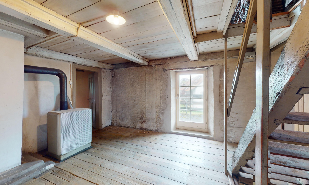 Renovationsbedürtiges 4-Zimmer Reiheneckhaus - 6