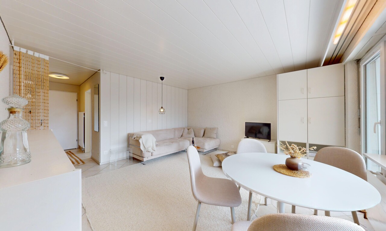 Wunderschöne 2,5-Zimmer-Wohnung mit großer Terrasse - 0