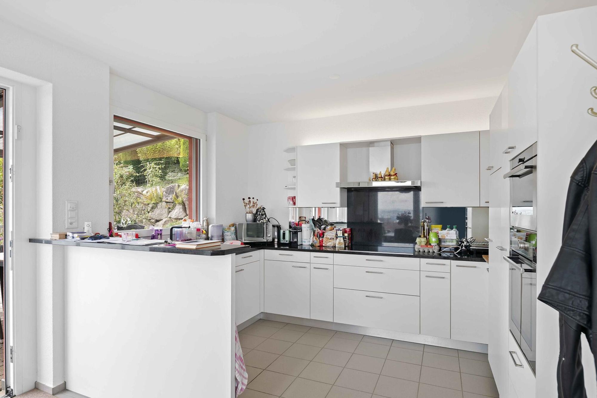 Unique opportunity: terraced family home with beautiful views - 5