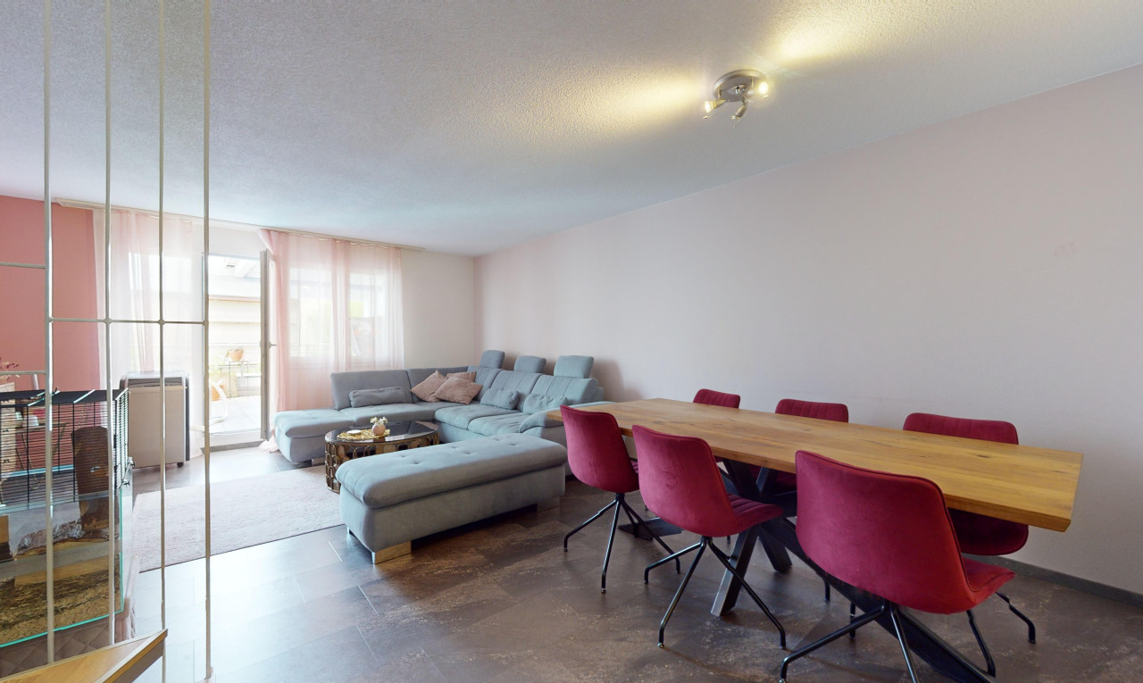 Moderne Maisonettewohnung mit toller Terrasse im Herzen von Zuchwil - 1
