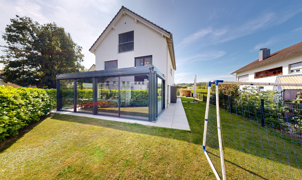 Wunderschönes Einfamilienhaus mit viel Charakter auf 300m2 Wohnfläche - 1