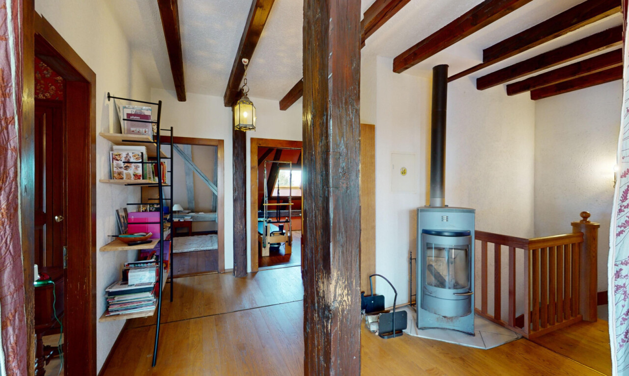 Aussergewöhnliche 5.5-Zimmer-Maisonette in naturnaher Umgebung - 0