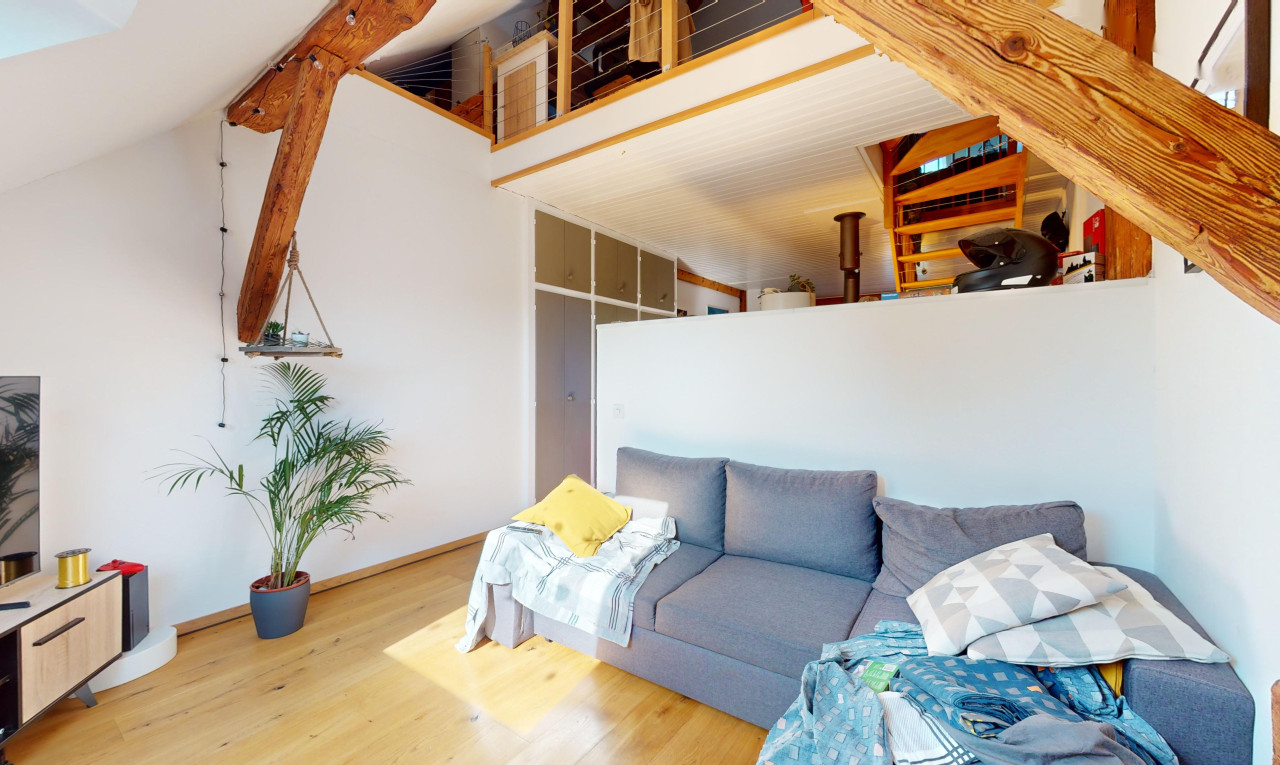 Charmante 3.5-Zimmer-Maisonette in ruhiger, grüner Umgebung - 2