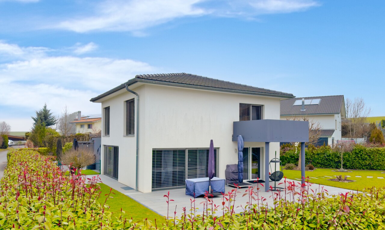 Modernes und helles Haus mit Pool, ruhige Lage garantiert - 2