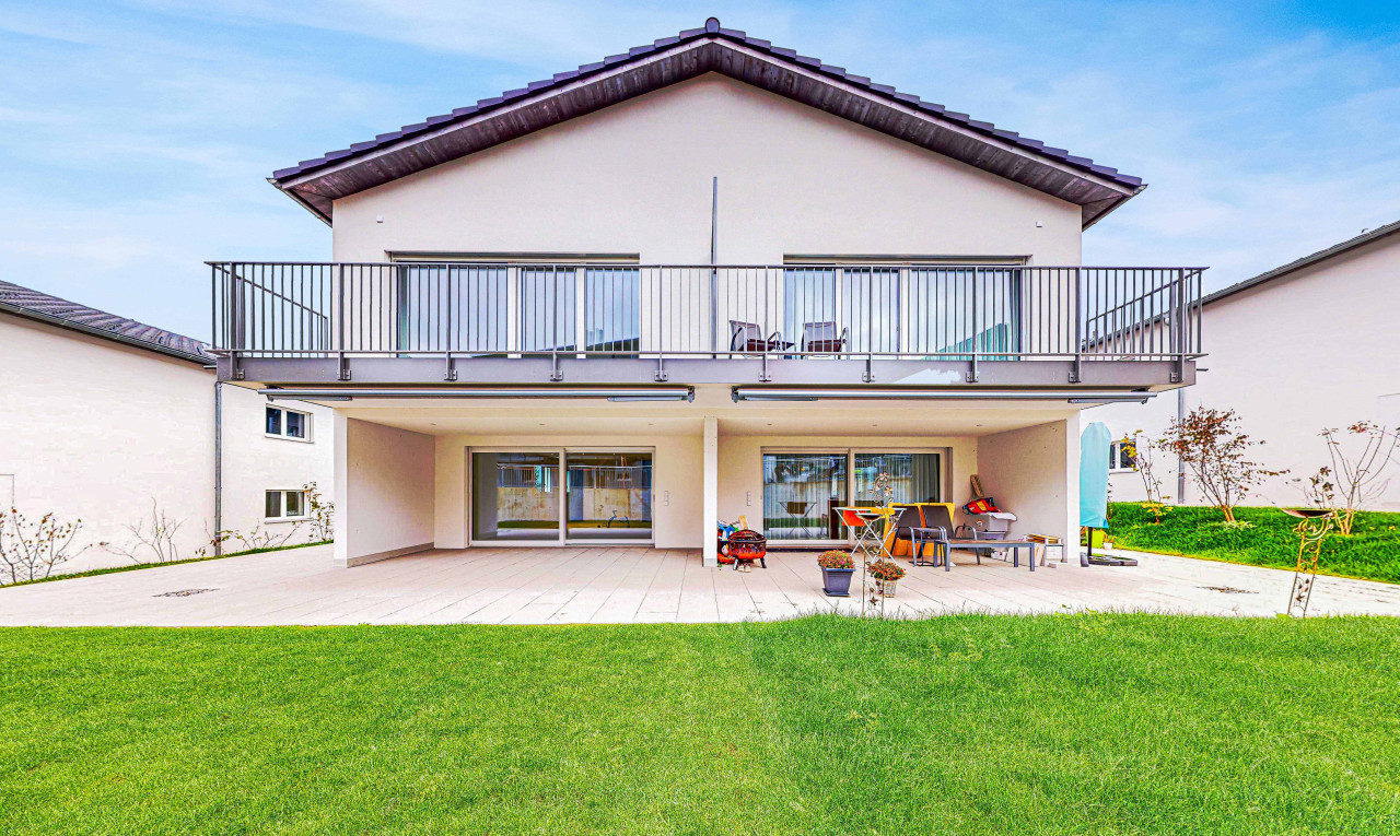 6-Zimmer Doppeleinfamilienhaus auf 3 Stockwerken - 2