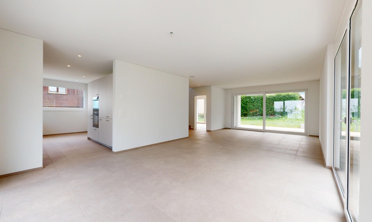 Exklusives Einfamilienhaus mit grosser Terrasse an ruhiger Lage - 1