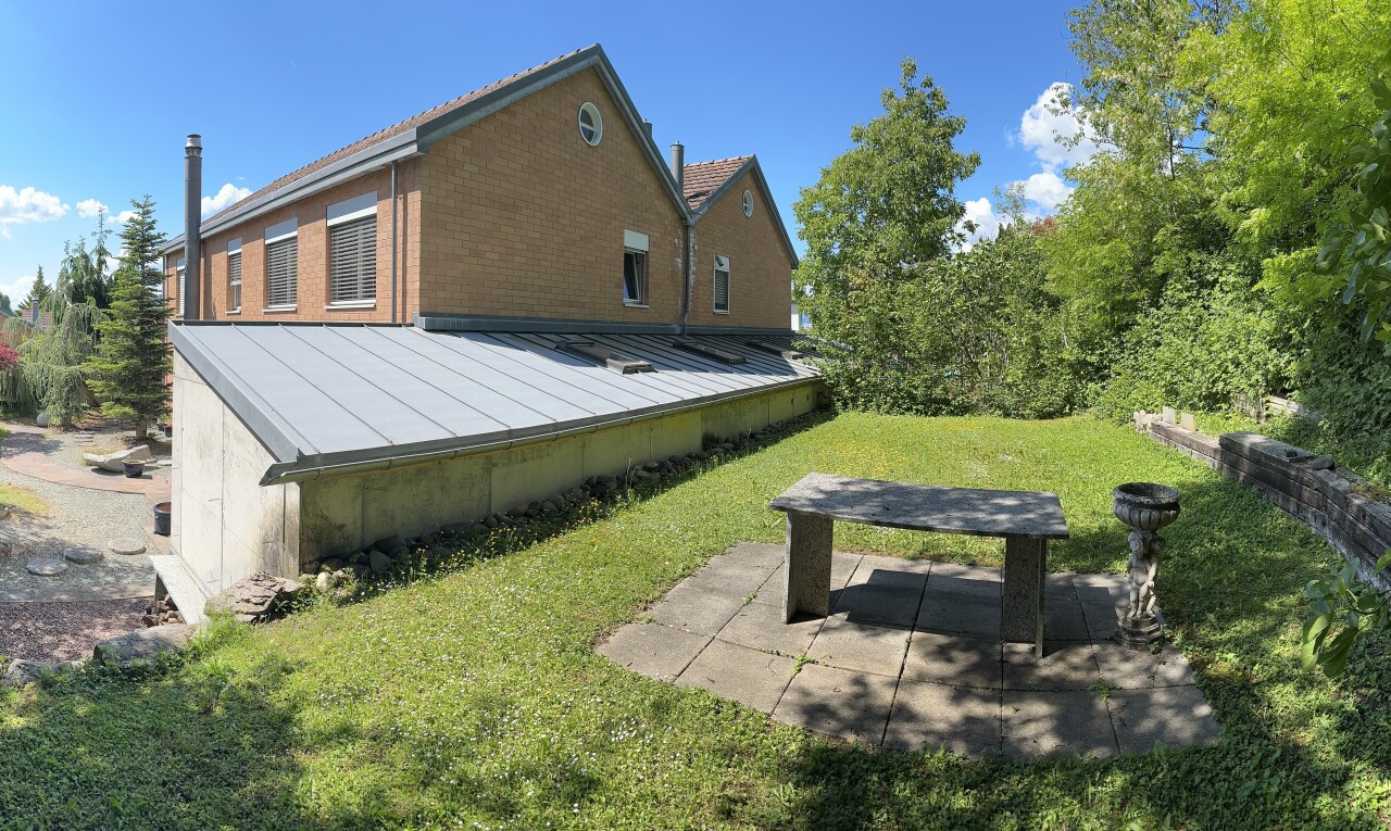 Doppelhaushälfte in Hausen - 0