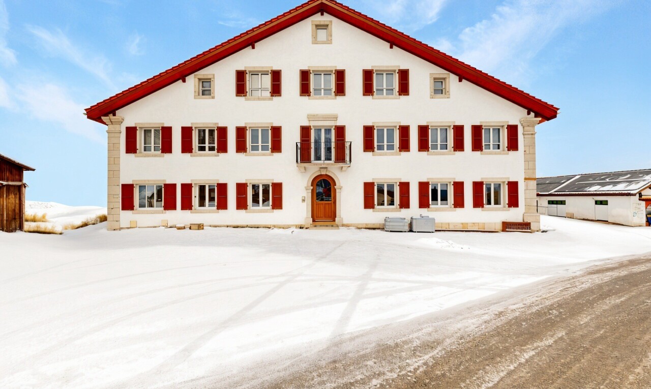 Wunderschöne 3.5p-Wohnung in historischem Gebäude - 0