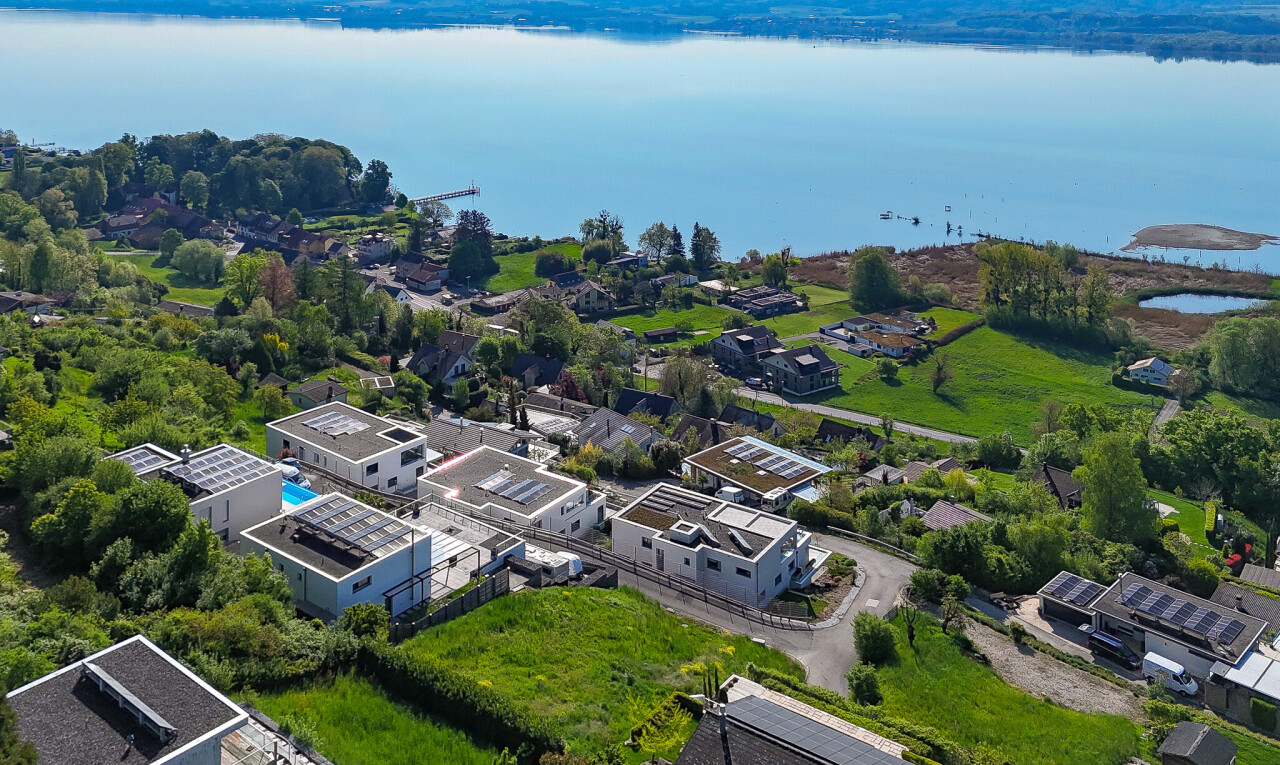 Vom Architekten entworfene Villa mit Panoramablick auf den See und die - 4