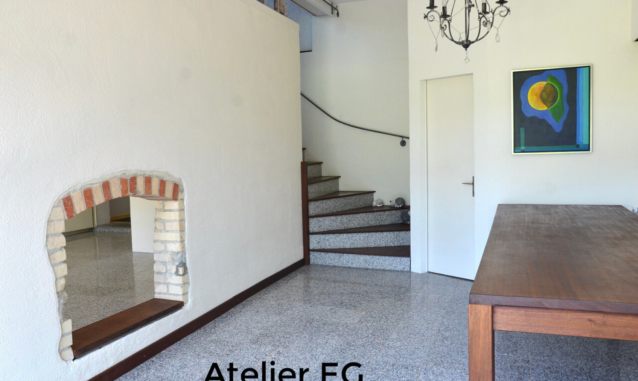 Alleinstehendes Landhaus mit viel Platz, grossem Atelier und viel Land - 7