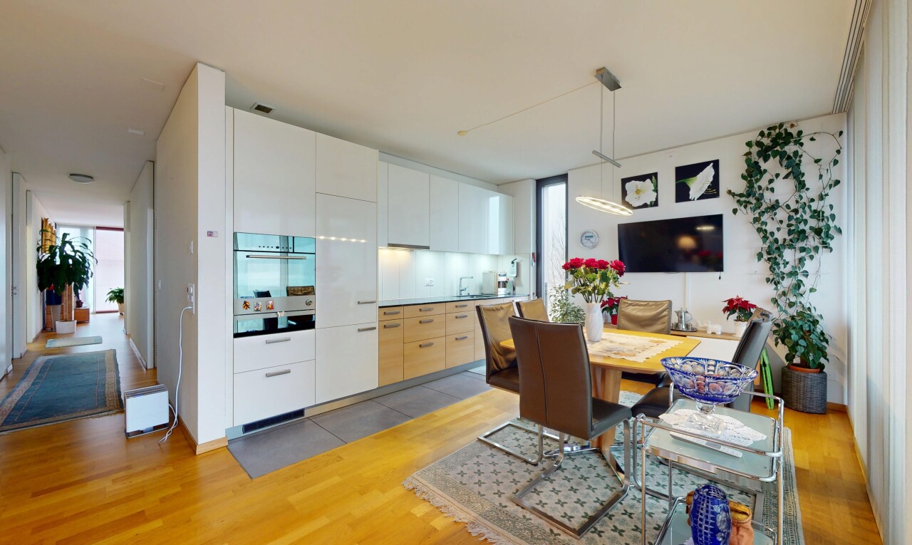 Moderne 3,5-Zimmer-Wohnung an zentraler Lage in Biel - 2