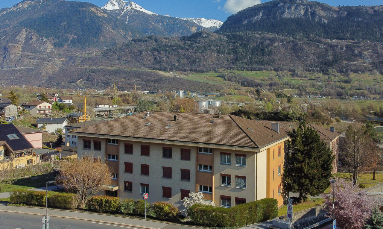 Wunderschöne Dach-Maisonettewohnung – 4 Zimmer - 2