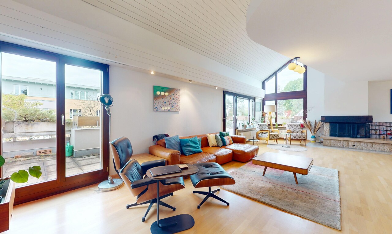 Exklusive Attika-Maisonette mit Terrasse & Galerie in Riehen - 4
