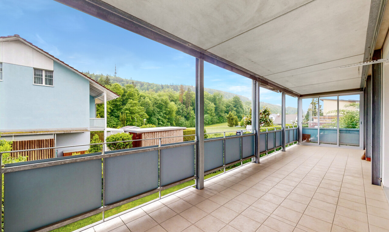 4.5-Zimmer Wohnung mit hellem Wohnambiente und 25 m2 grossem Balkon - 0