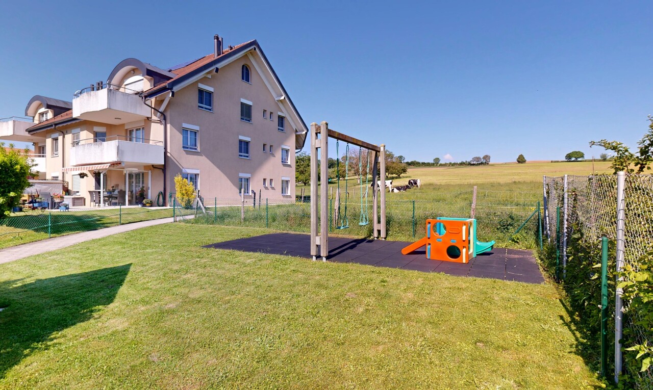 Duplex in à Lussery-Villars - 2