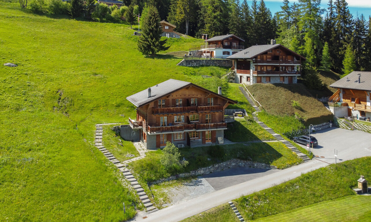 4 Vallées - Chalet mit zwei Wohnungen in Bruson am Fuße der Pisten - 1
