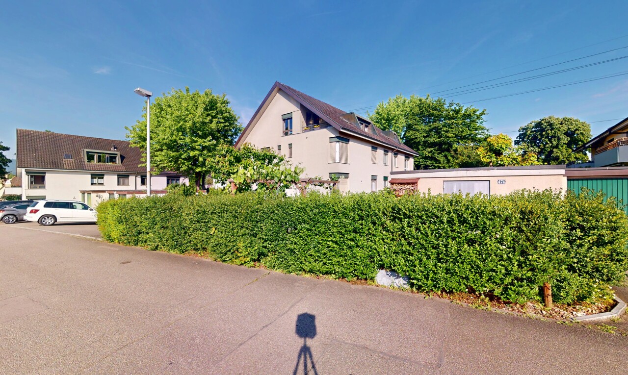 Helle 4.5-Zimmer Dachwohnung mit Balkon & unverbaubarer Aussicht - 11