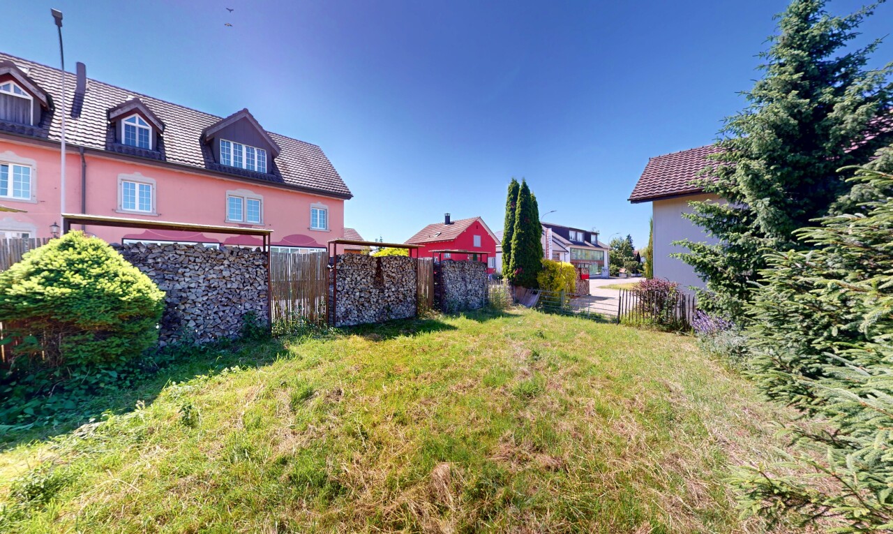 6.5-Zimmer Einfamilienhaus mit sonnigem Garten und viel Potential - 3