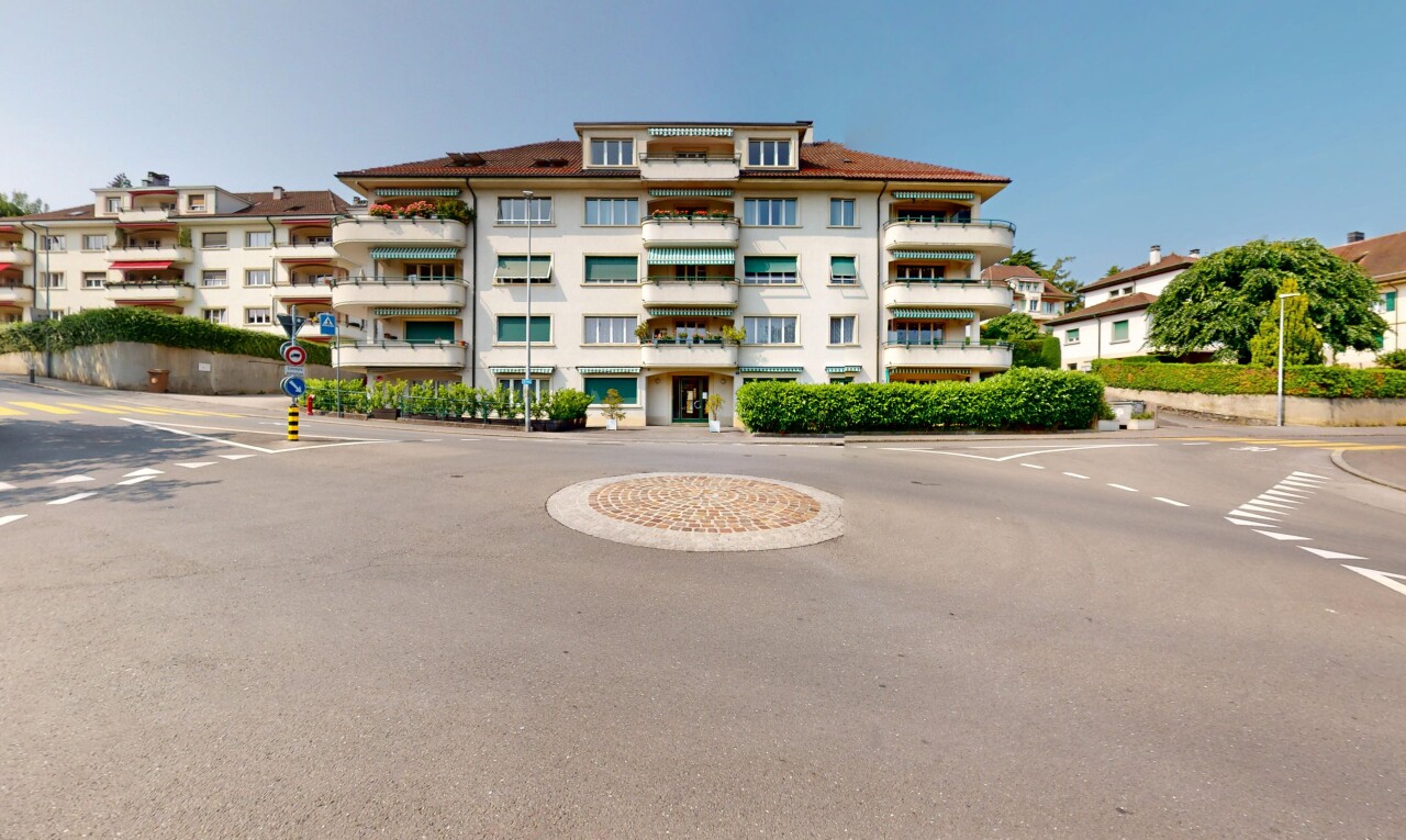 RUHIGES WOHNEN MIT SEEBLICK, NUR WENIGE MINUTEN VON LAUSANNE - 3