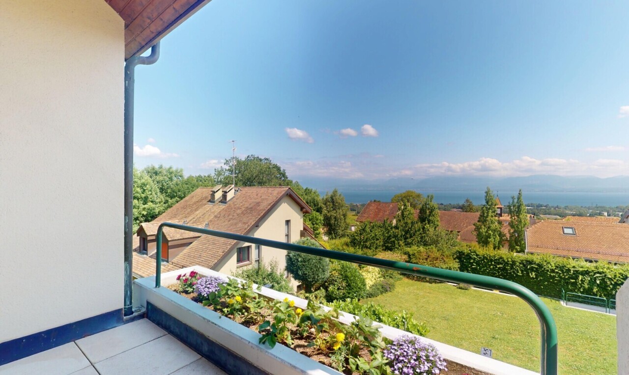 Charmantes Eckreihenhaus mit Garten zwischen Weinbergen und See - 7