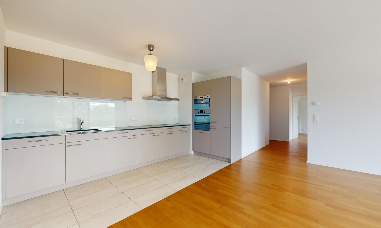 3.5-Zimmer-Wohnung mit großem Balkon und 2 Badezimmern in St-Sulpice - 4
