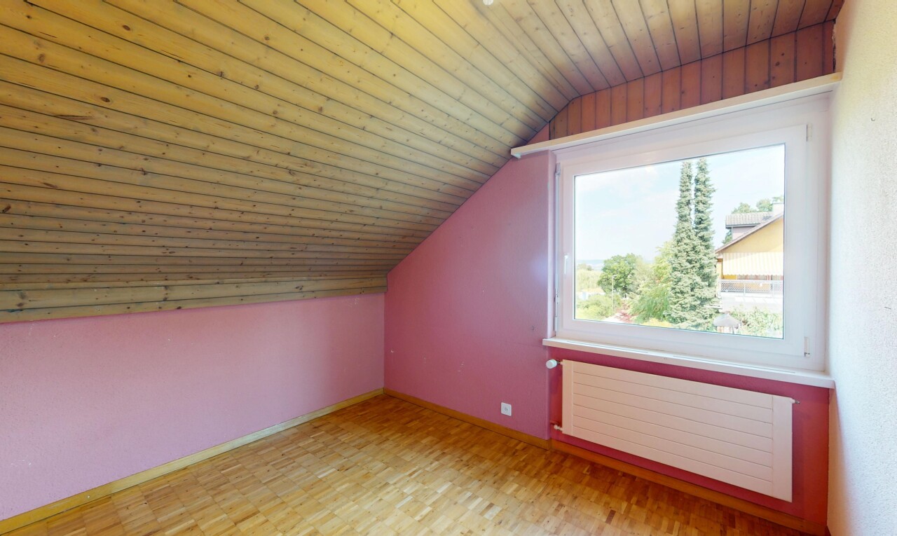 Charmante Doppelhaushälfte mit viel Potenzial in Dielsdorf - 8