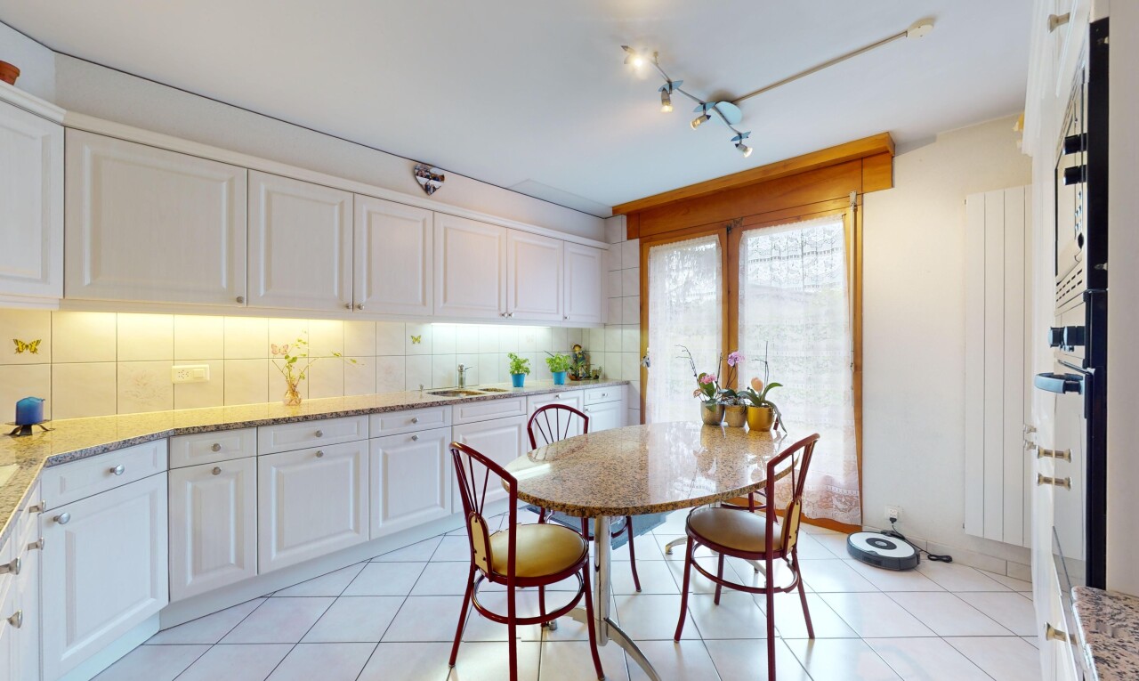 Familienvilla mit viel Potential - 7