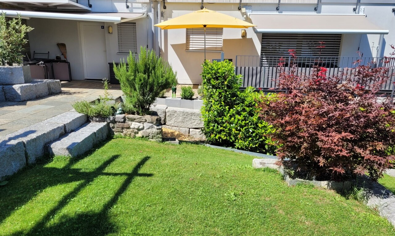 Mehr als nur Wohnen: Lifestyle-Refugium mit Bauparzelle als Garten - 1