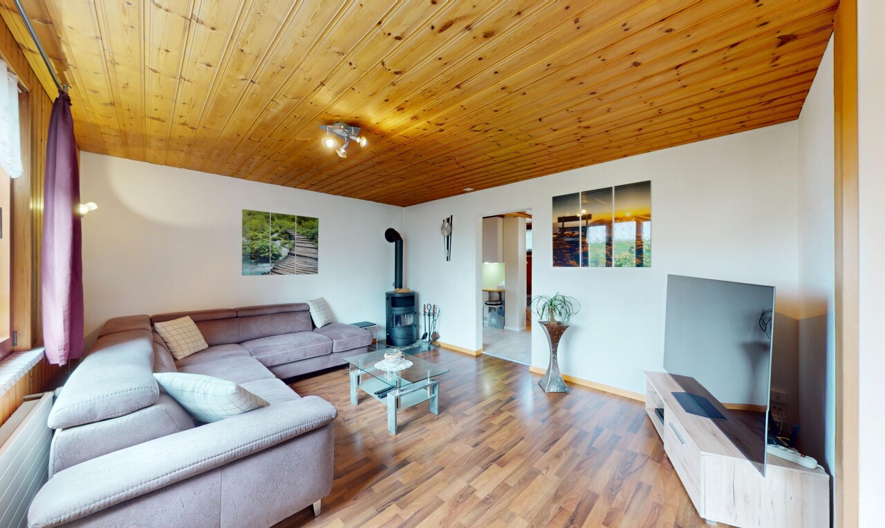 Sonnendurchflutetes Zuhause: Einfamilienhaus mit unverbaubarem Blick - 3