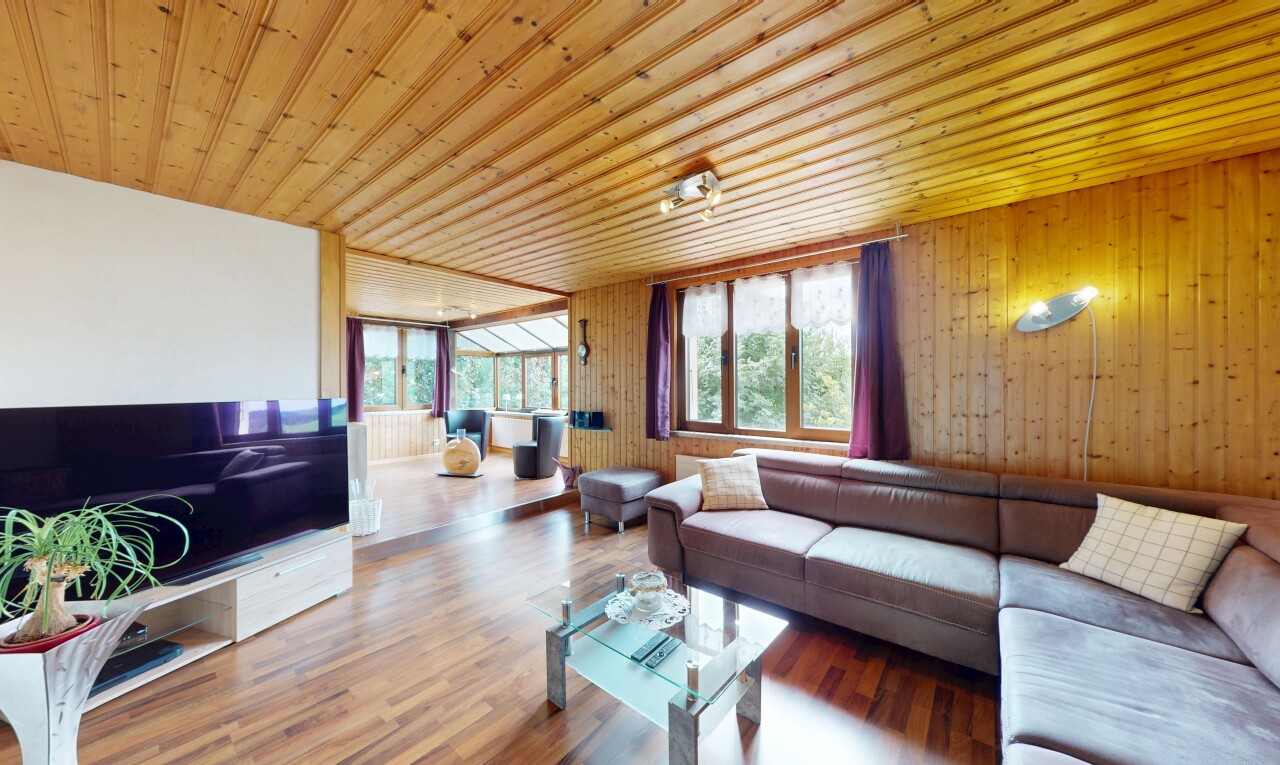 Sonnendurchflutetes Zuhause: Einfamilienhaus mit unverbaubarem Blick - 9
